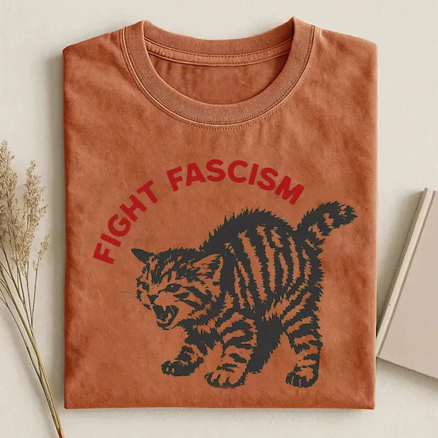 Vintage Tabby Cat Resist T-shirt