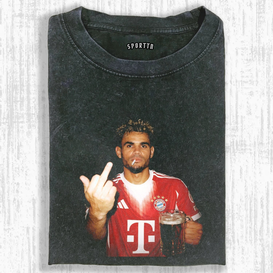 Luis D¨ªaz Tee